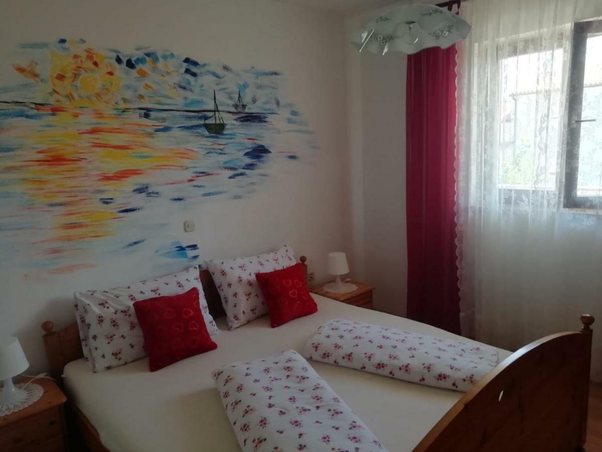 Bevanda Pula Bagian luar foto
