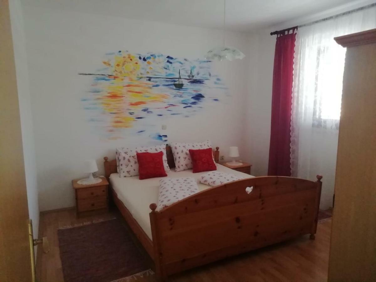Bevanda Pula Bagian luar foto